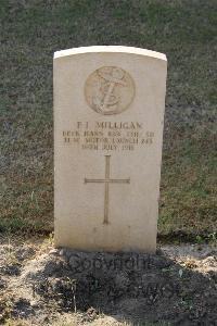 Ismailia War Memorial Cemetery - Milligan, F I